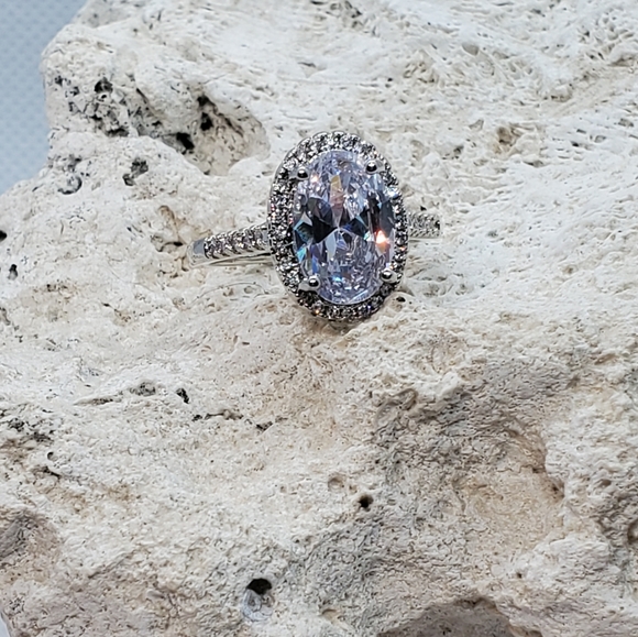 Gorgeous CZ Ring New Sizes 6 and 8 only - Picture 1 of 6